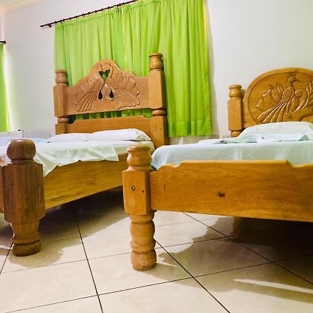 Hotel Universitario Goiatuba Zewnętrze zdjęcie